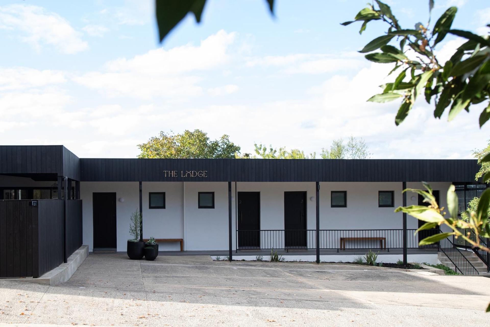 The Lodge - 4 Luxury Central Private Studio Rooms - Free Wifi Mount Gambier Bagian luar foto