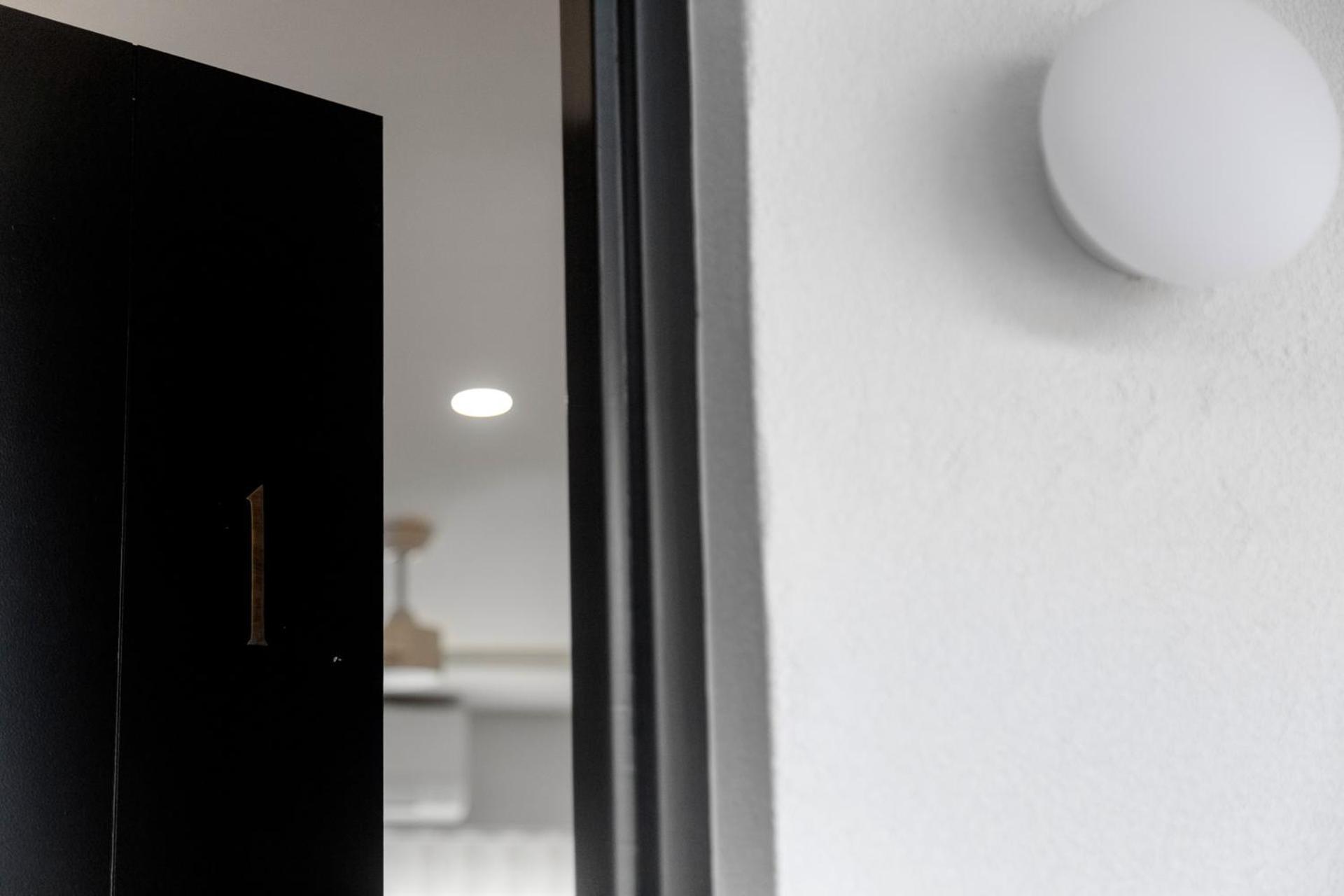 The Lodge - 4 Luxury Central Private Studio Rooms - Free Wifi Mount Gambier Ruang foto
