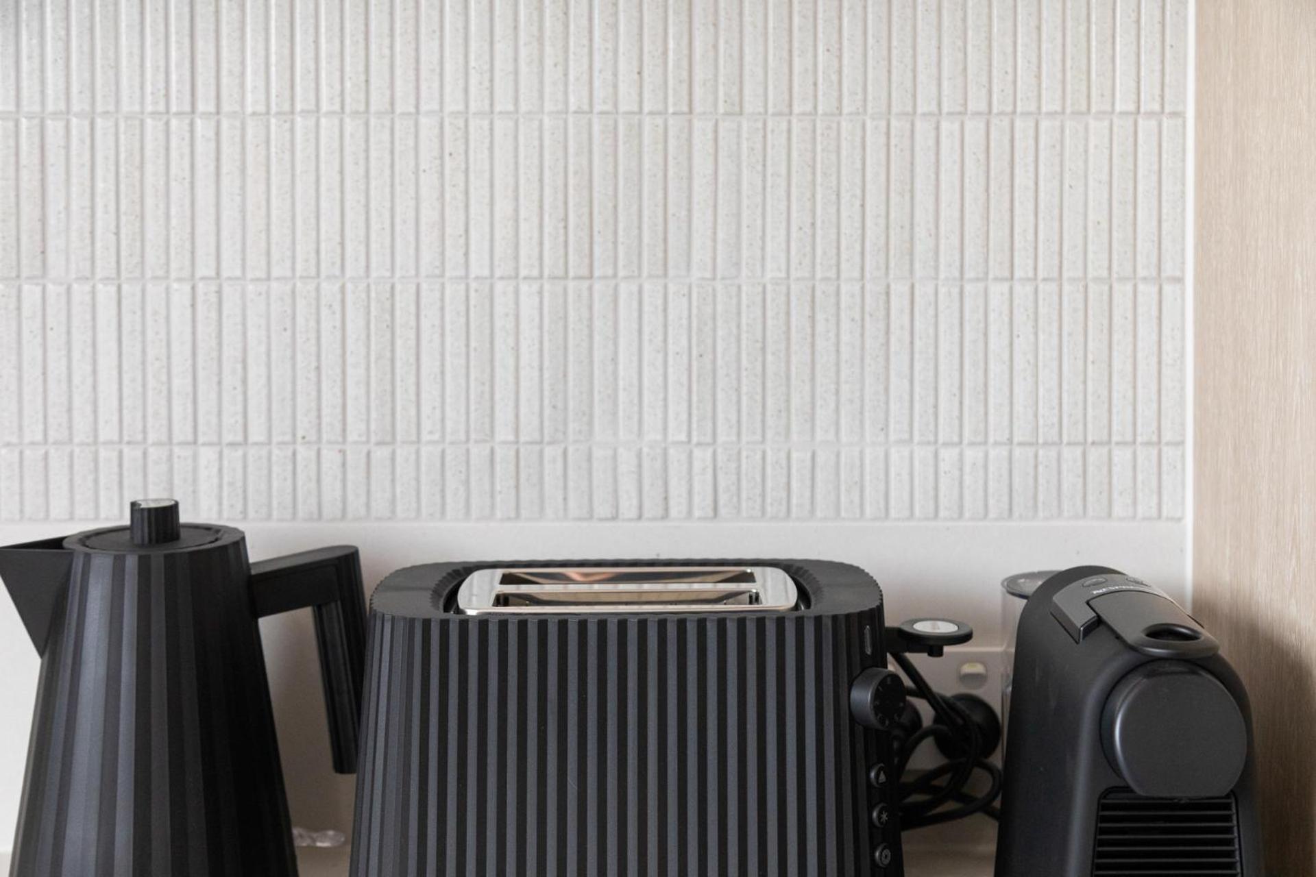 The Lodge - 4 Luxury Central Private Studio Rooms - Free Wifi Mount Gambier Ruang foto