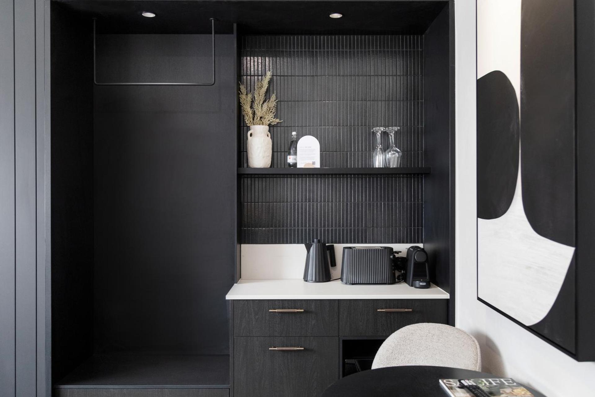 The Lodge - 4 Luxury Central Private Studio Rooms - Free Wifi Mount Gambier Bagian luar foto